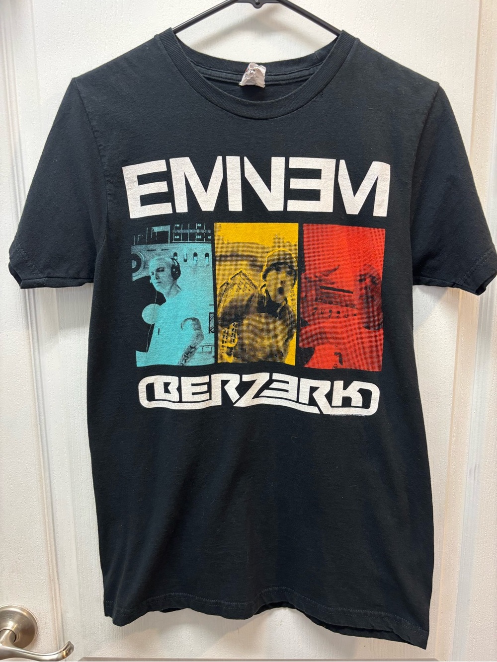 Eminem Black 'Berzerk' Graphic Tee Size Medium